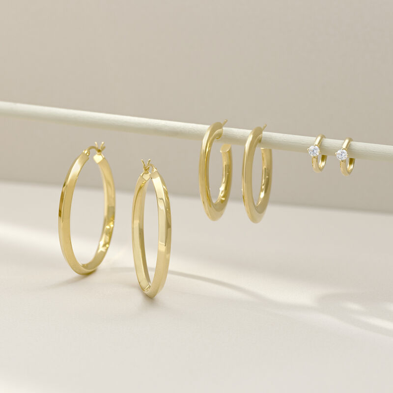 Lab Grown Diamond Huggie Hoop Earrings in 10K Yellow Gold &#40;1/3 ct. tw.&#41;