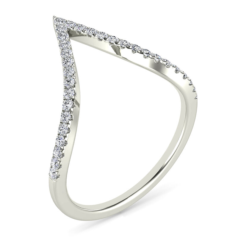 Diamond Chevron Ring in 14K White Gold &#40;1/5 ct. tw.&#41;