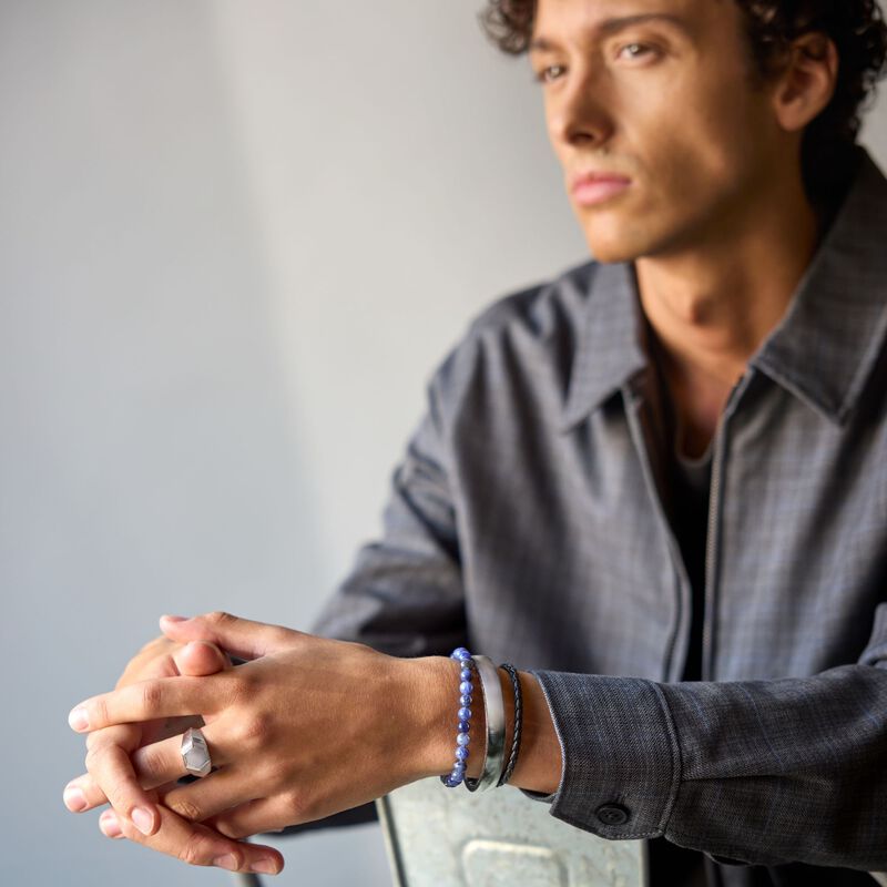 Men&#39;s Sodalite Bead Bracelet in Stainless Steel