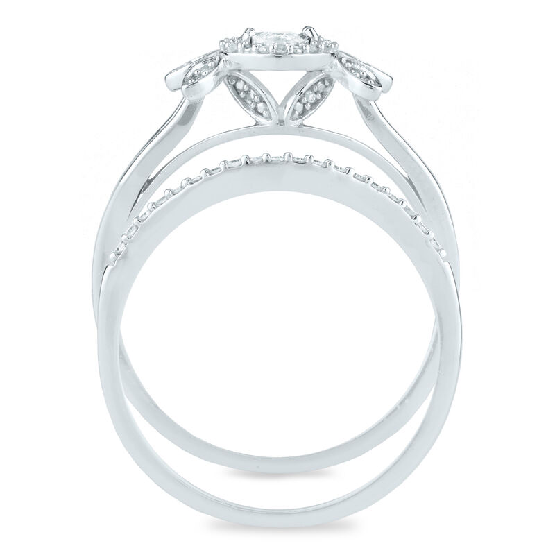 Diamond Floral Halo Engagement Ring Set in 14K White Gold &#40;1/4 ct. tw.&#41;