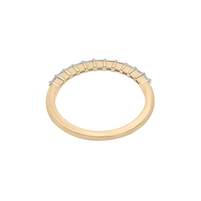 Diamond Baguette Horizontal Bar Ring in 14K Yellow Gold &#40;1/7 ct. tw.&#41;