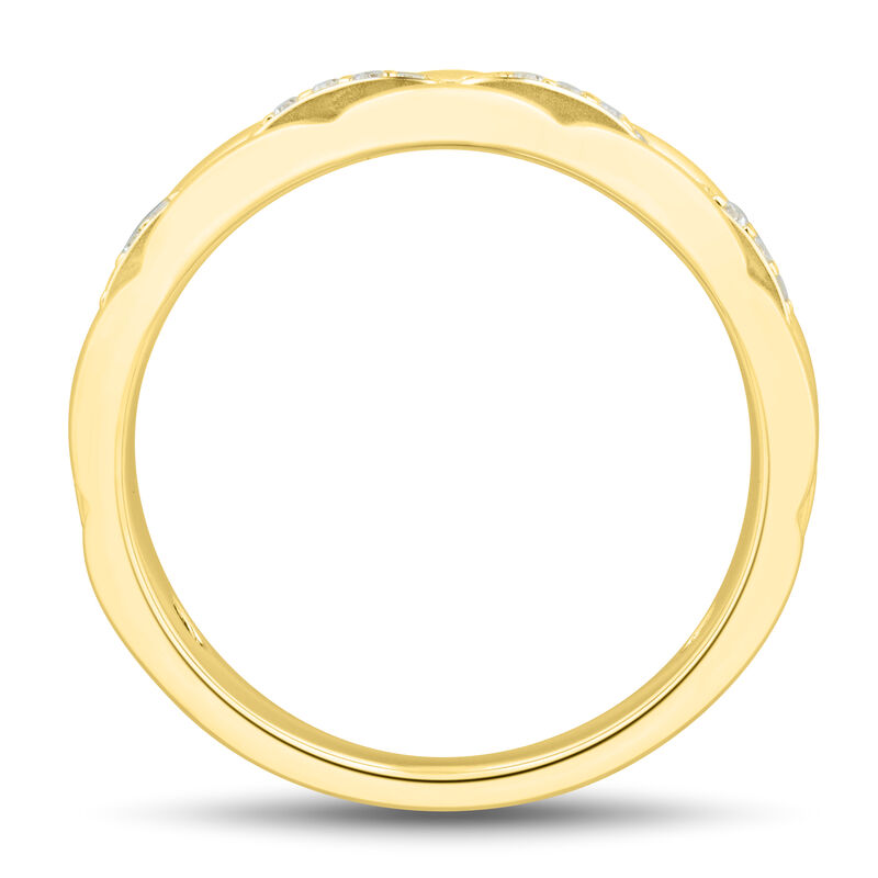 Men&rsquo;s Diamond Wedding Band in 10K Yellow Gold &#40;1/5 ct. tw.&#41; 