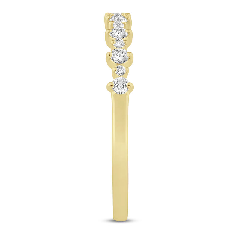 Lab Grown Diamond Prong Stack Band in 10K Yellow Gold &#40;1/4 ct. tw.&#41;