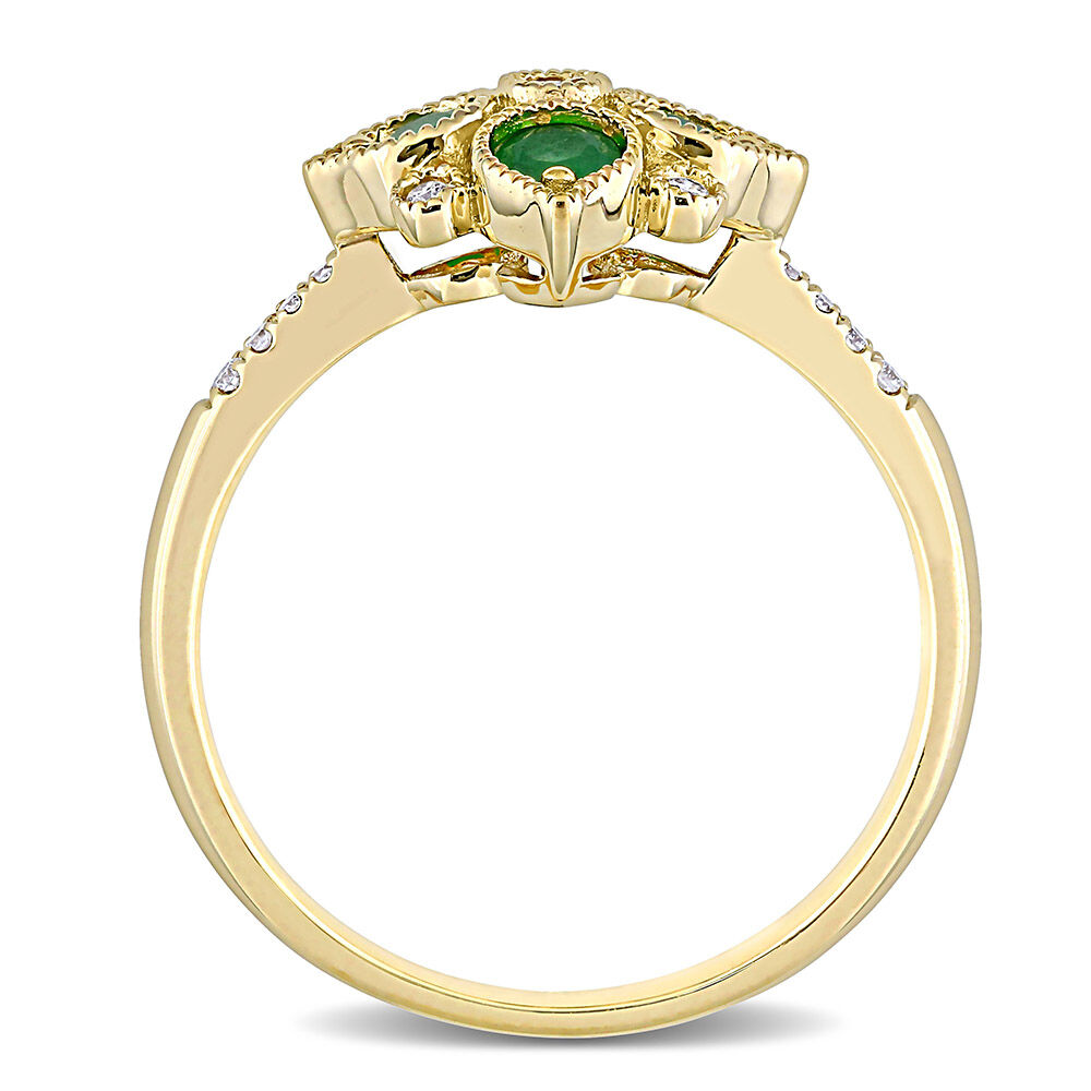 Emerald & Diamond Cluster Ring in 14K Yellow Gold